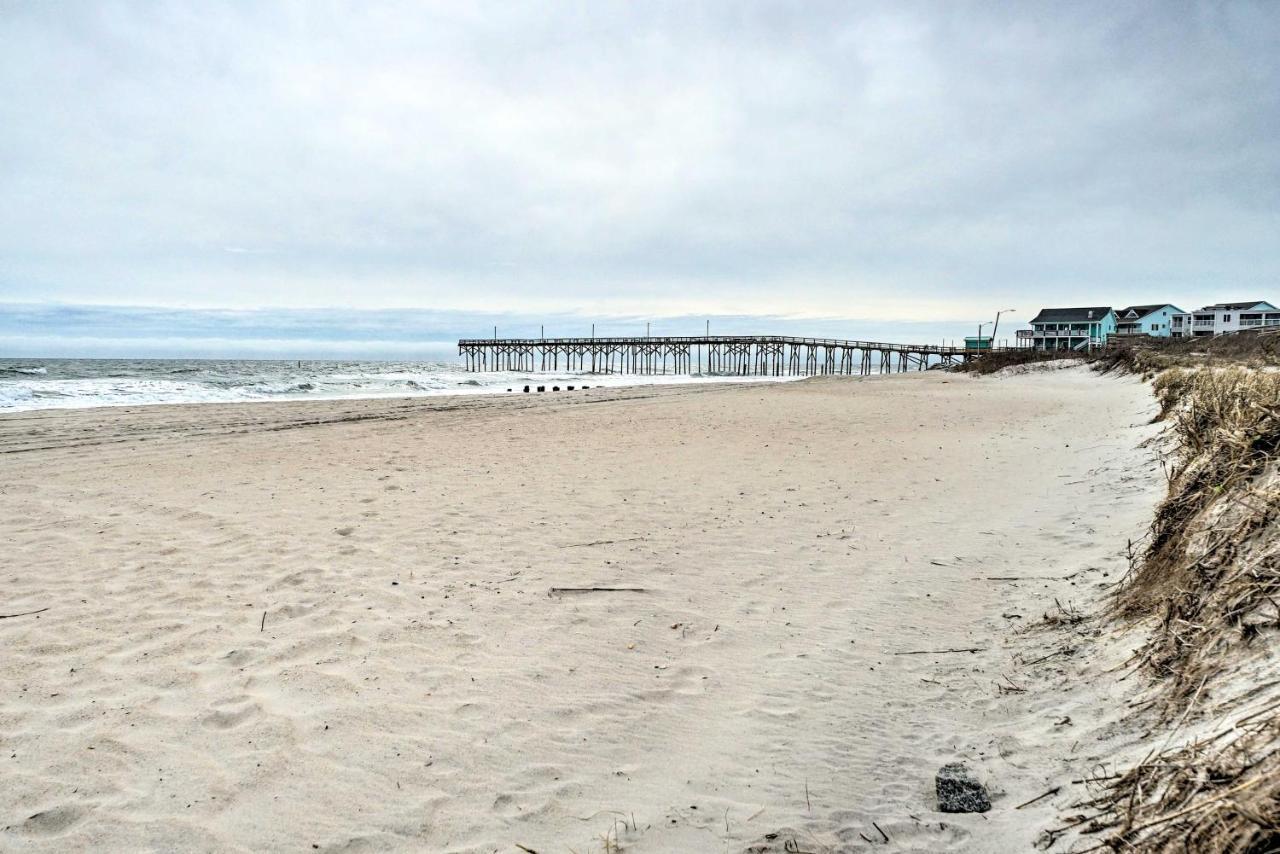 Bright Carolina Beach Condo - Walk To Shore! Exterior photo
